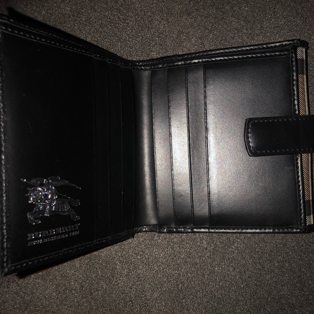 Burberry black plaid wallet - Picture 3 of 8